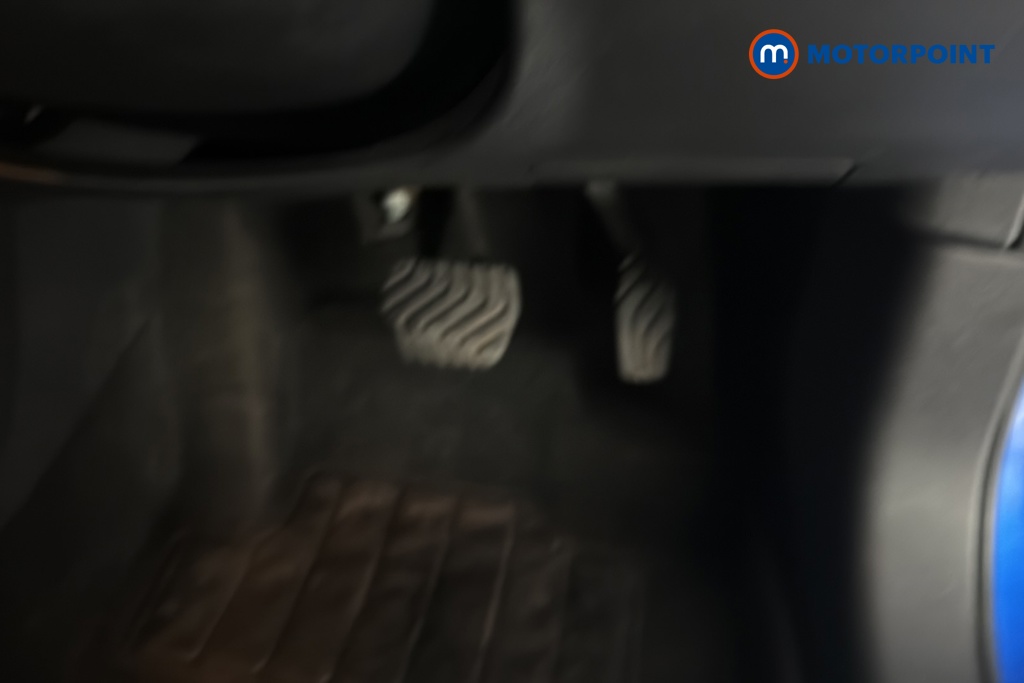 Nissan Juke N-Connecta Automatic Petrol SUV - Stock Number (1672879) - 24th supplementary image