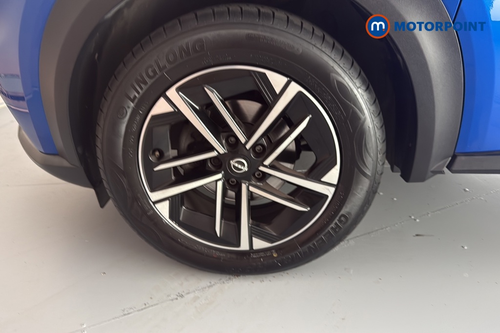 Nissan Juke N-Connecta Automatic Petrol SUV - Stock Number (1672879) - 44th supplementary image