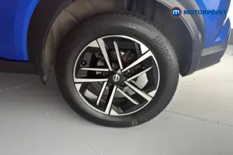 Nissan Juke N-Connecta Automatic Petrol SUV - Stock Number (1672879) - 45th supplementary image