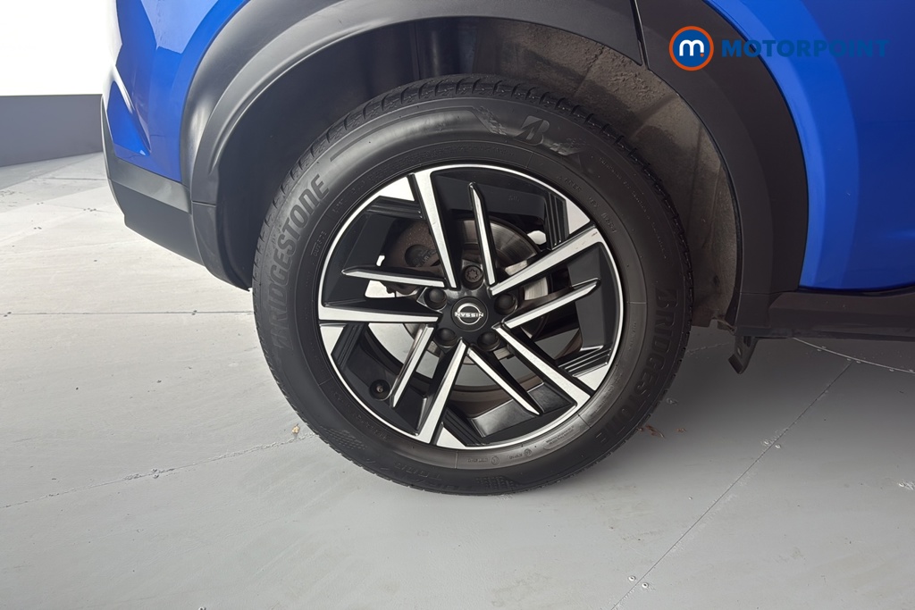 Nissan Juke N-Connecta Automatic Petrol SUV - Stock Number (1672879) - 46th supplementary image