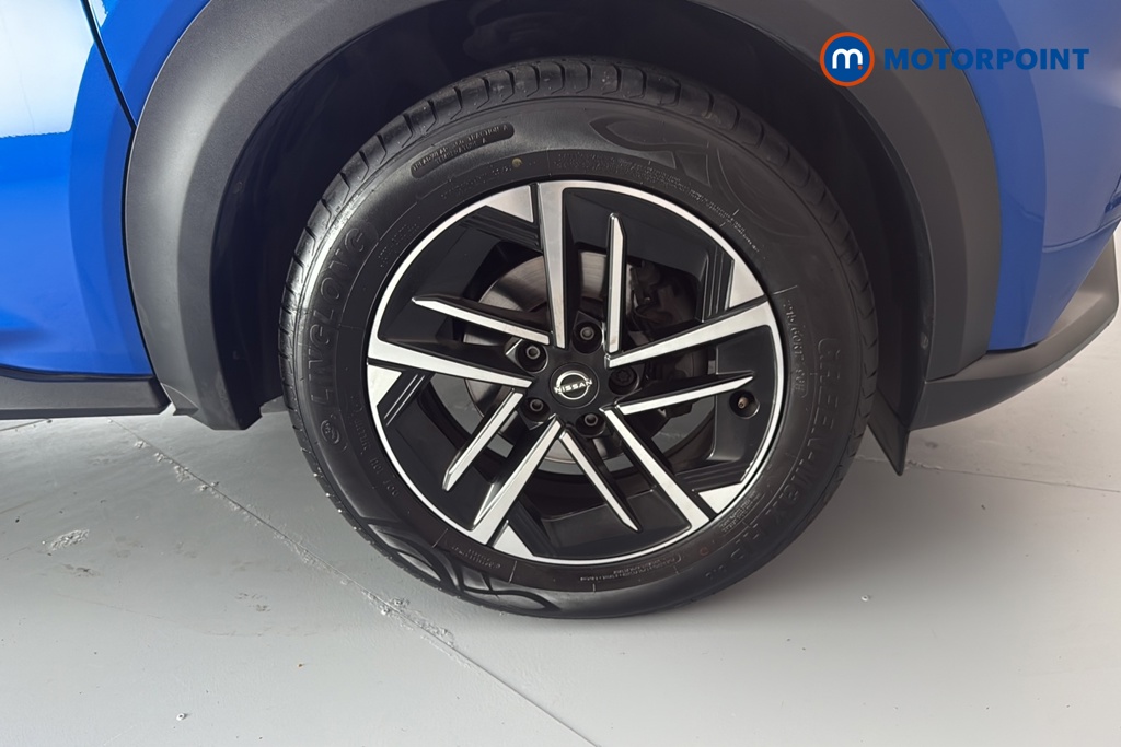 Nissan Juke N-Connecta Automatic Petrol SUV - Stock Number (1672879) - 47th supplementary image