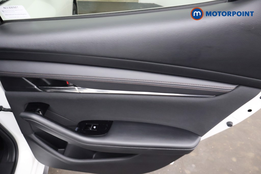 Mazda 3 Exclusive-Line Automatic Petrol Hatchback - Stock Number (1672941) - 22nd supplementary image