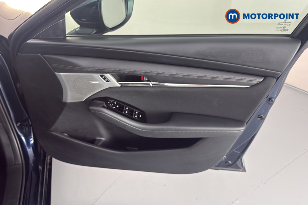 Mazda 3 Exclusive-Line Automatic Petrol Hatchback - Stock Number (1672944) - 18th supplementary image