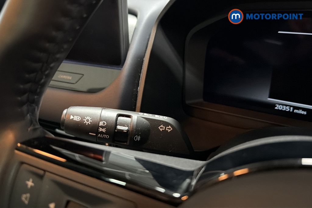 Nissan Qashqai Tekna Manual Petrol SUV - Stock Number (1674576) - 5th supplementary image