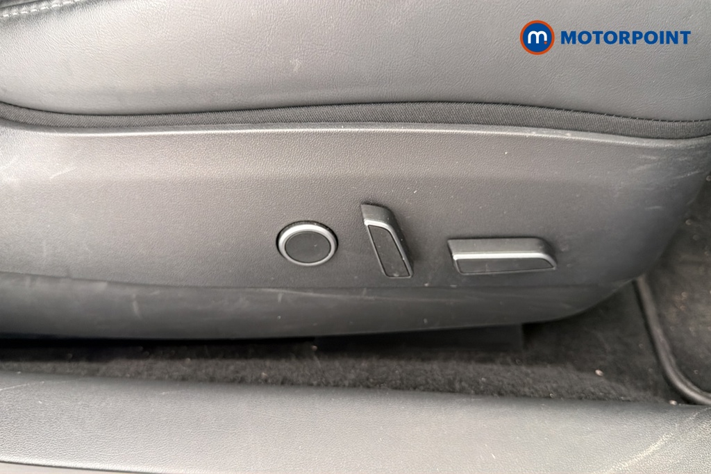 Tesla Model 3 Long Range Automatic Electric Saloon - Stock Number (1674886) - 23rd supplementary image