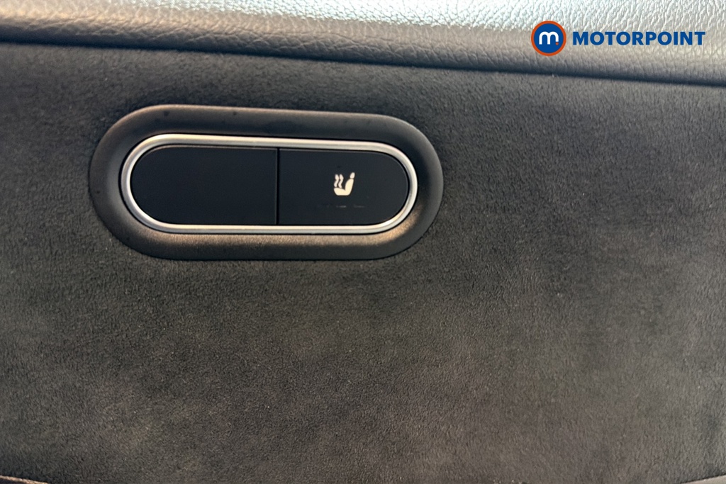 Mercedes-Benz A Class Amg Line Automatic Diesel Saloon - Stock Number (1675643) - 14th supplementary image