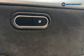 Mercedes-Benz A Class Amg Line Automatic Diesel Saloon - Stock Number (1675643) - 14th supplementary image