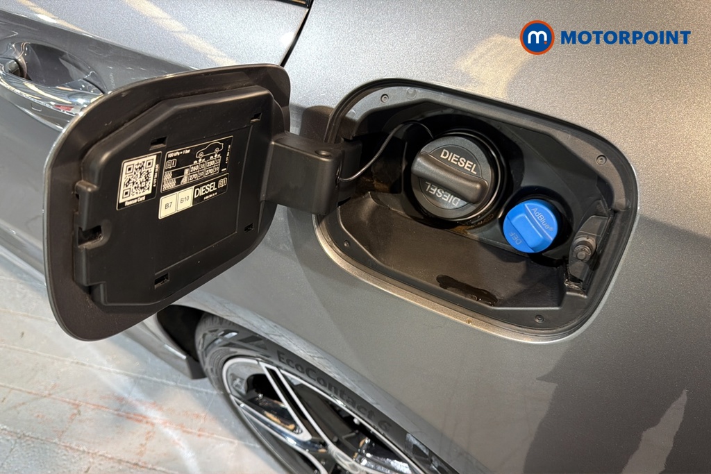 Mercedes-Benz A Class Amg Line Automatic Diesel Saloon - Stock Number (1675643) - 41st supplementary image