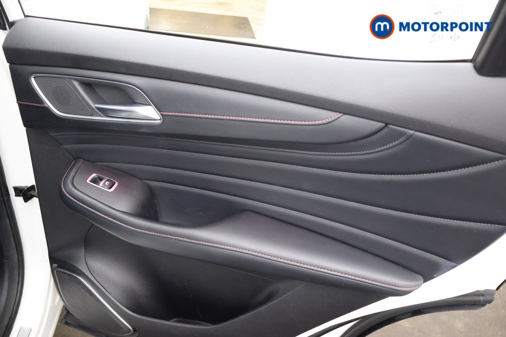 Mg Motor Uk HS Exclusive Manual Petrol SUV - Stock Number (1675910) - 24th supplementary image