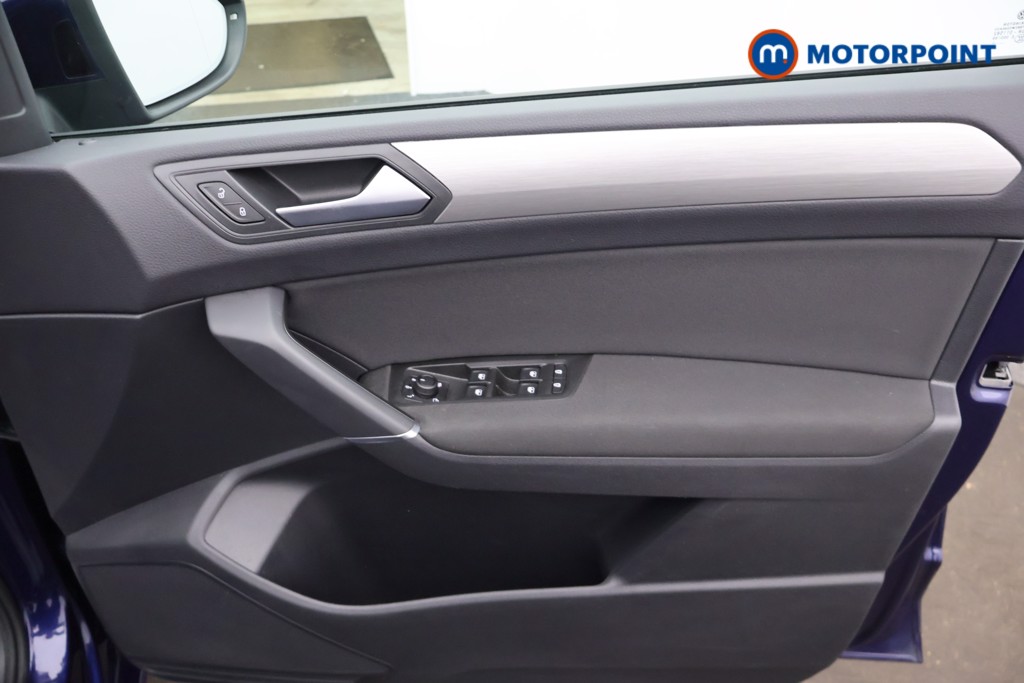 Volkswagen Touran Match Manual Petrol People Carrier - Stock Number (1675988) - 19th supplementary image