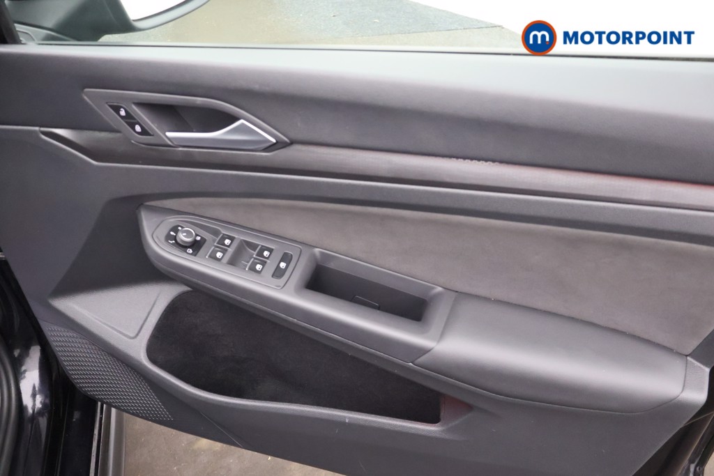 Volkswagen Golf GTI Automatic Petrol Hatchback - Stock Number (1676515) - 12th supplementary image