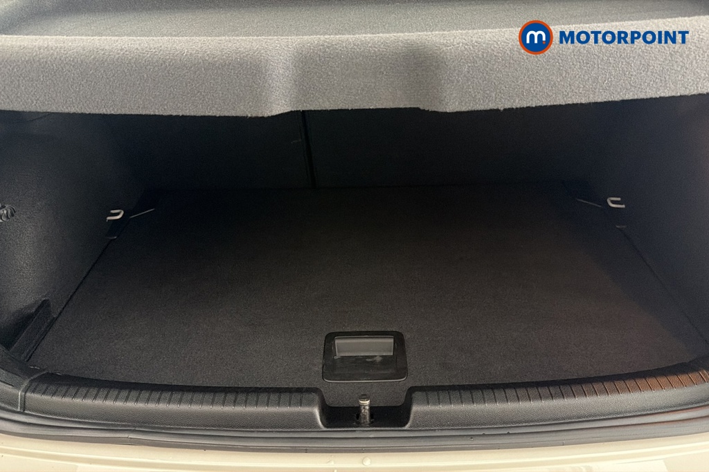 Volkswagen Polo Life Manual Petrol Hatchback - Stock Number (1677379) - 30th supplementary image