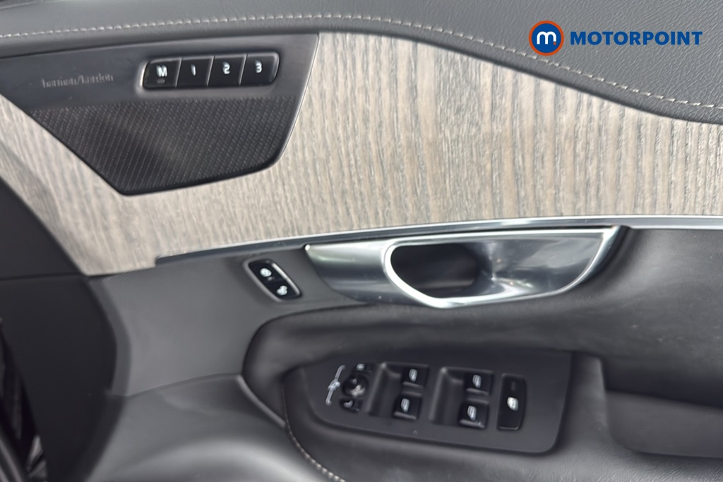 Volvo Xc90 Inscription Pro Automatic Petrol Plug-In Hybrid SUV - Stock Number (1677482) - 19th supplementary image