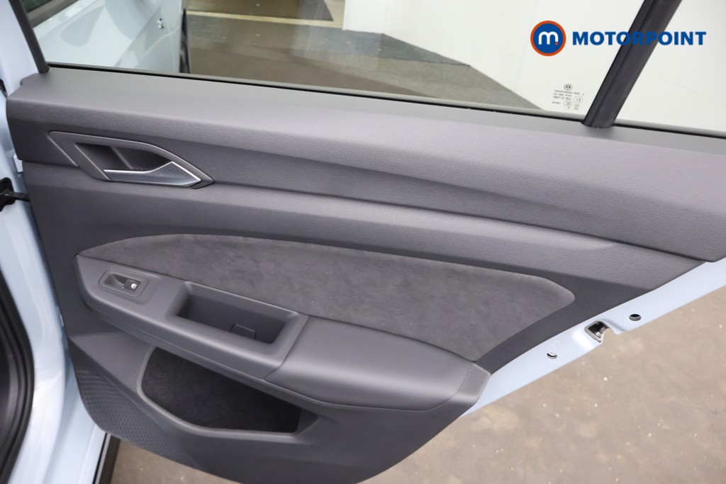 Volkswagen Golf R-Line Automatic Petrol Hatchback - Stock Number (1677676) - 20th supplementary image