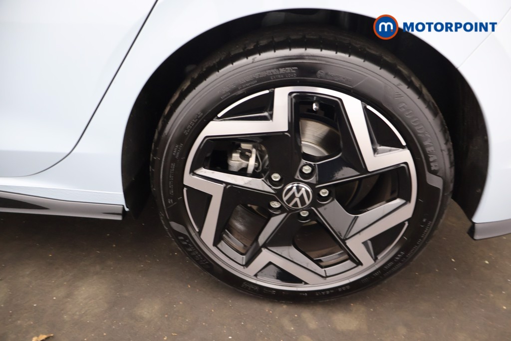 Volkswagen Golf R-Line Automatic Petrol Hatchback - Stock Number (1677676) - 32nd supplementary image