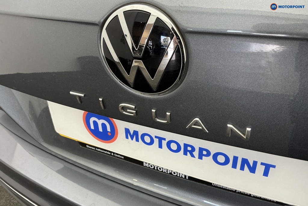Volkswagen Tiguan Allspace Life Automatic Petrol SUV - Stock Number (1678268) - 33rd supplementary image
