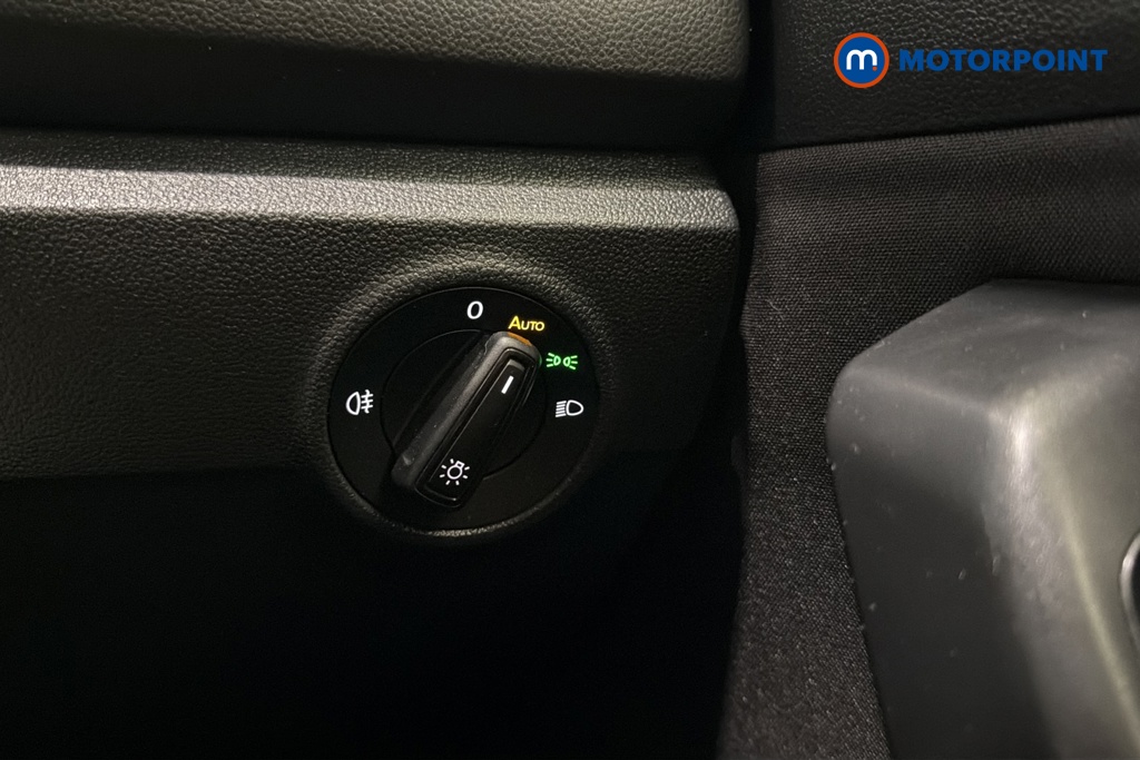 Volkswagen T-Roc Life Manual Petrol SUV - Stock Number (1678579) - 11th supplementary image