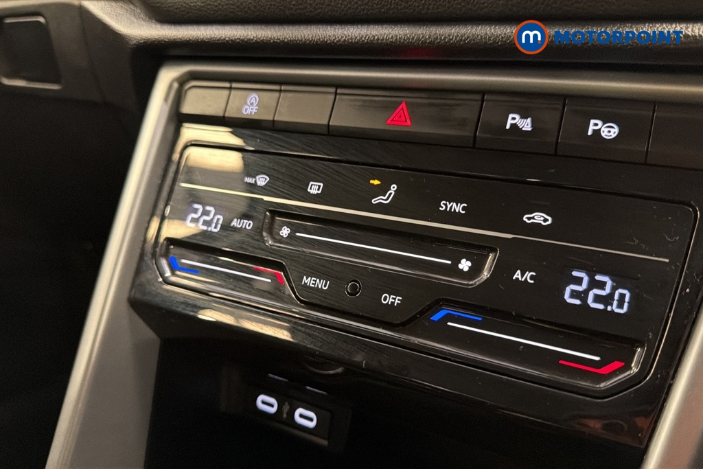 Volkswagen T-Roc Life Manual Petrol SUV - Stock Number (1678579) - 12th supplementary image