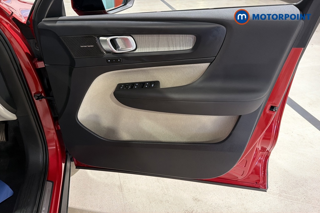 Volvo Xc40 Ultimate Automatic Petrol SUV - Stock Number (1678889) - 18th supplementary image