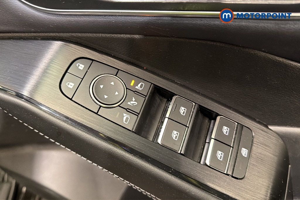 Nissan Qashqai Tekna Automatic Petrol SUV - Stock Number (1679015) - 19th supplementary image