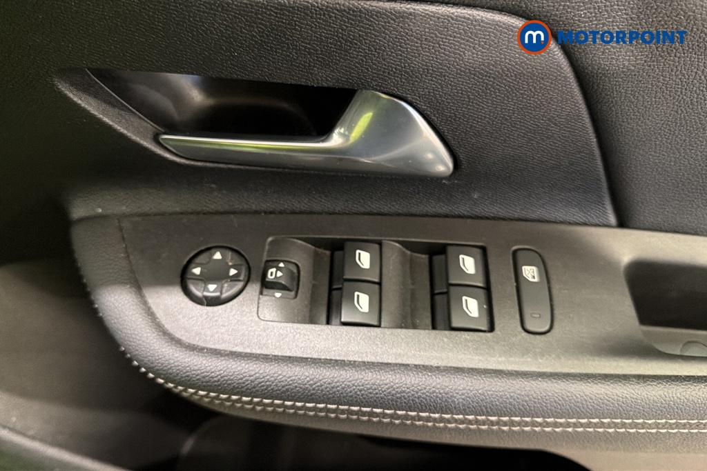Vauxhall Mokka Ultimate Automatic Electric SUV - Stock Number (1679845) - 19th supplementary image