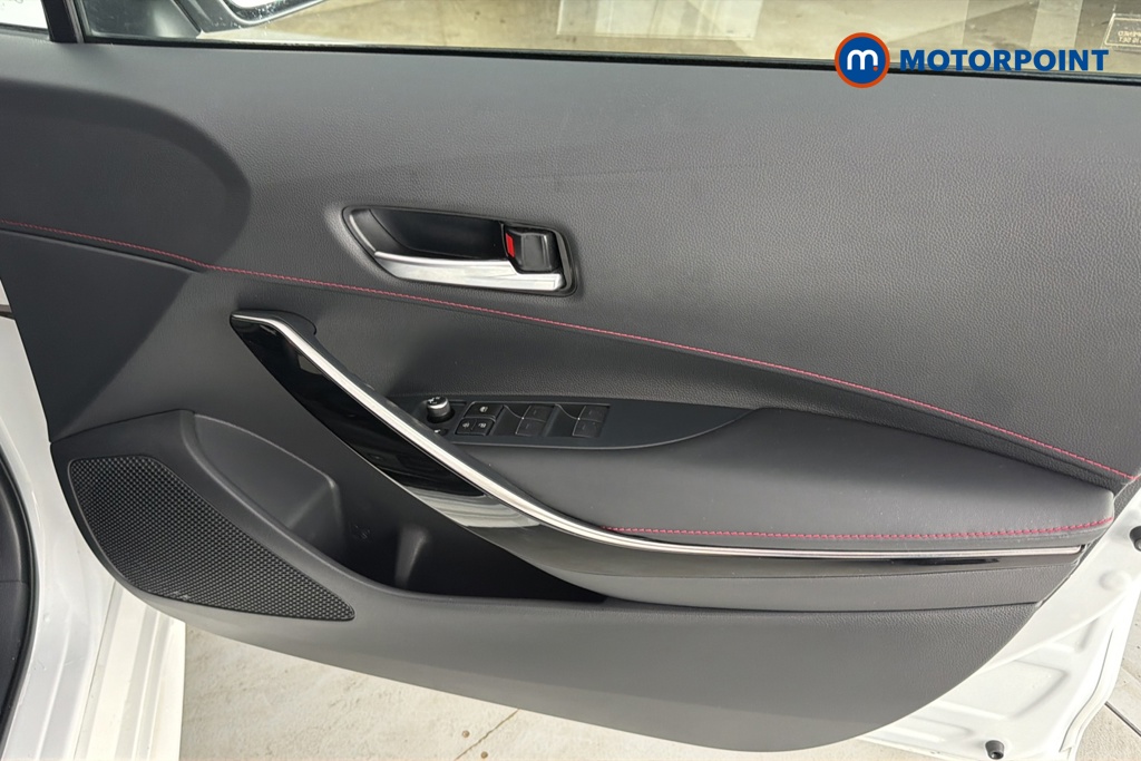 Toyota Corolla Excel Automatic Petrol-Electric Hybrid Hatchback - Stock Number (1679961) - 18th supplementary image