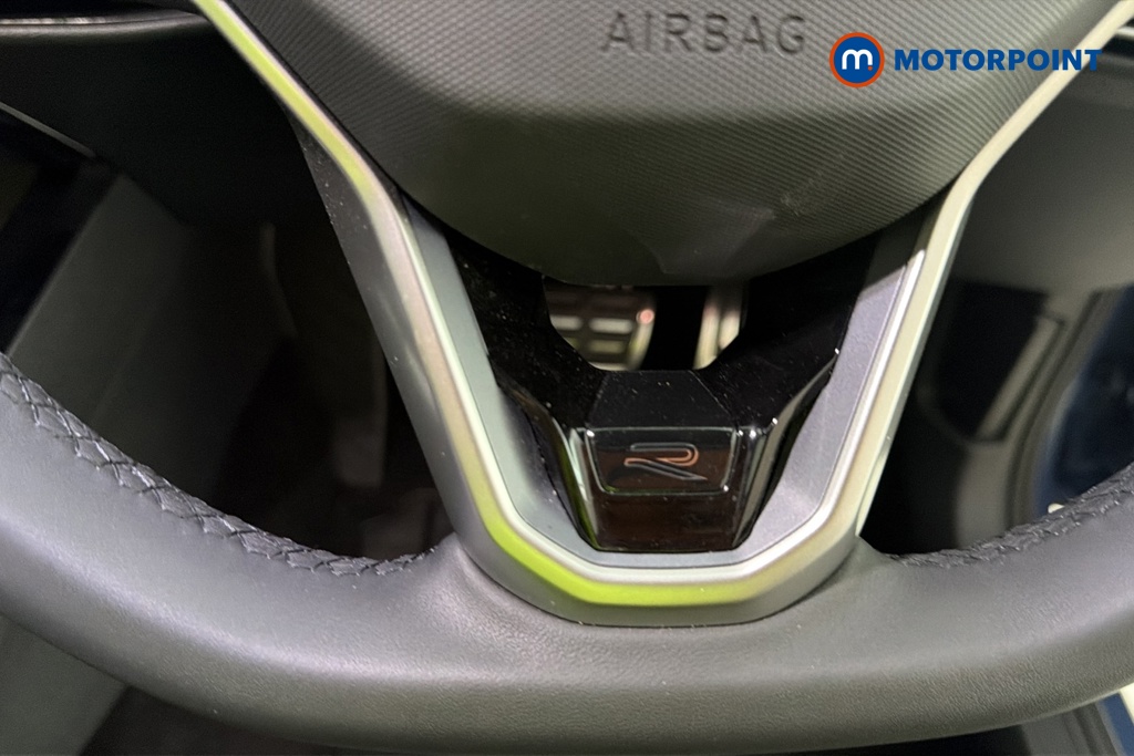 Volkswagen Golf R-Line Automatic Petrol Hatchback - Stock Number (1680364) - 2nd supplementary image