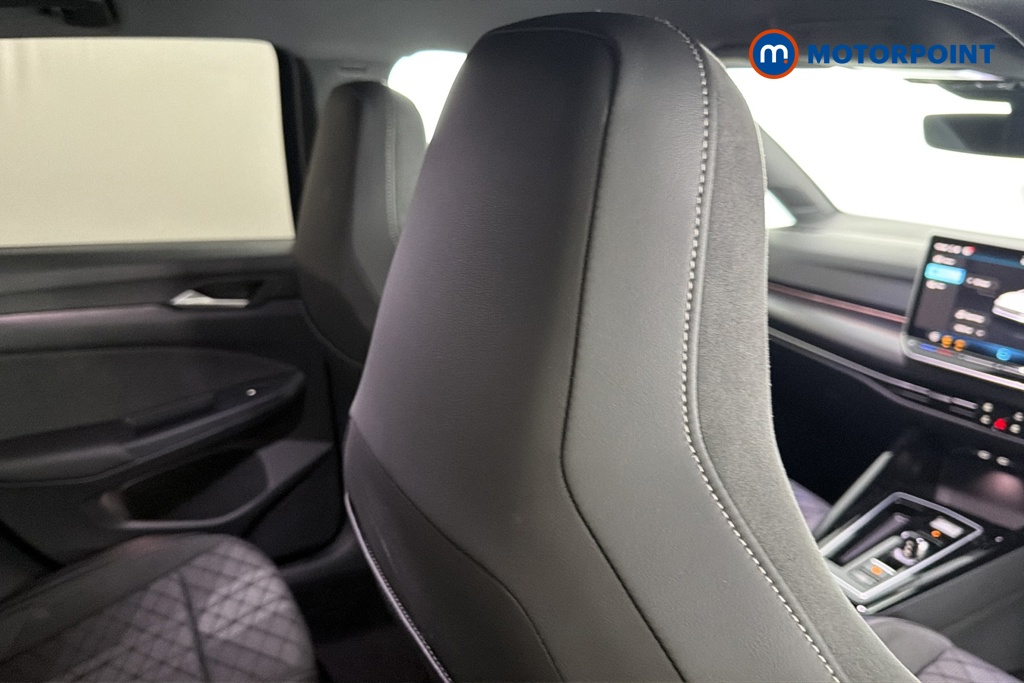 Volkswagen Golf R-Line Automatic Petrol Hatchback - Stock Number (1680364) - 11th supplementary image