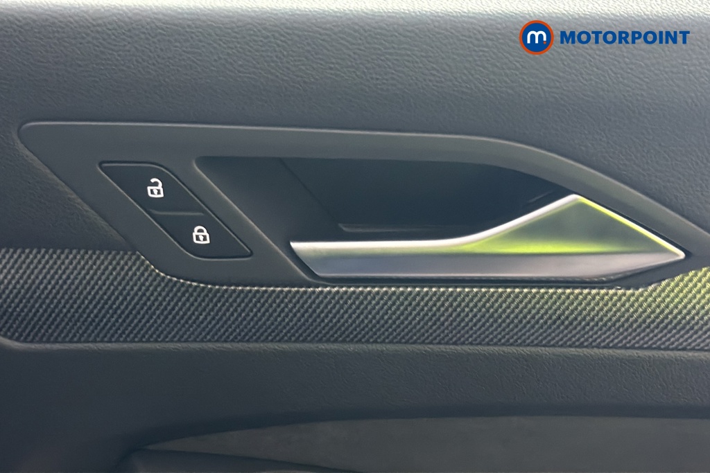 Volkswagen Golf R-Line Automatic Petrol Hatchback - Stock Number (1680364) - 46th supplementary image