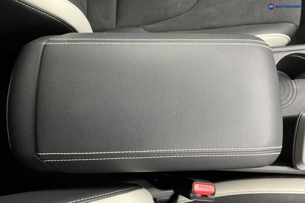 KIA Sportage Gt-Line Automatic Petrol SUV - Stock Number (1680618) - 13th supplementary image