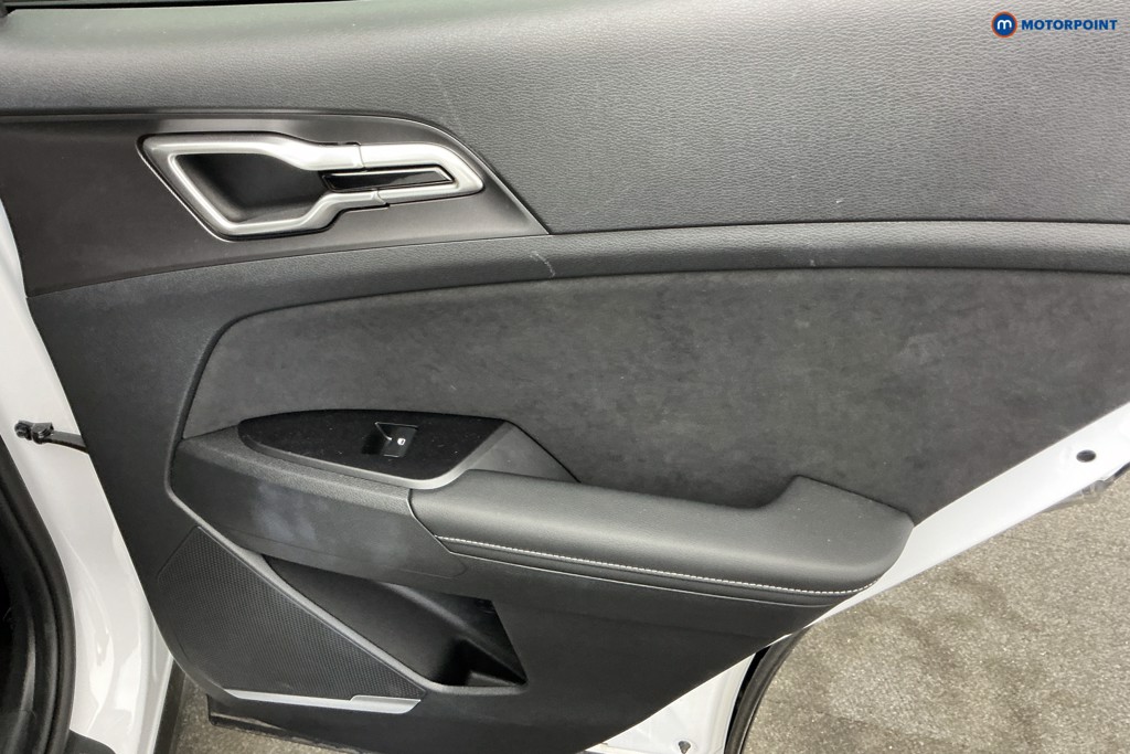 KIA Sportage Gt-Line Automatic Petrol SUV - Stock Number (1680618) - 26th supplementary image