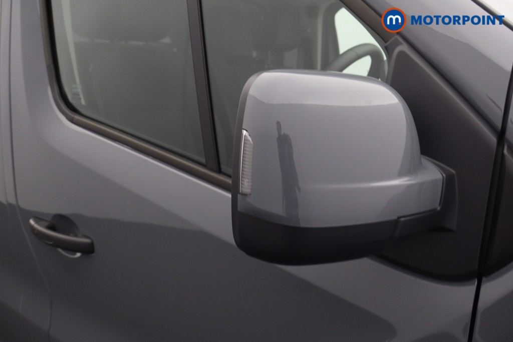 Renault Trafic Extra Sport Automatic Diesel Panel Van - Stock Number (1681224) - 12th supplementary image