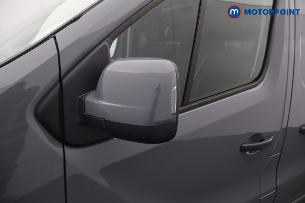 Renault Trafic Extra Sport Automatic Diesel Panel Van - Stock Number (1681224) - 31st supplementary image