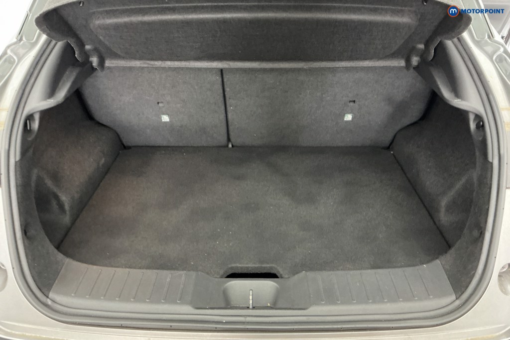 Nissan Juke N-Connecta Automatic Petrol SUV - Stock Number (1681239) - 3rd supplementary image