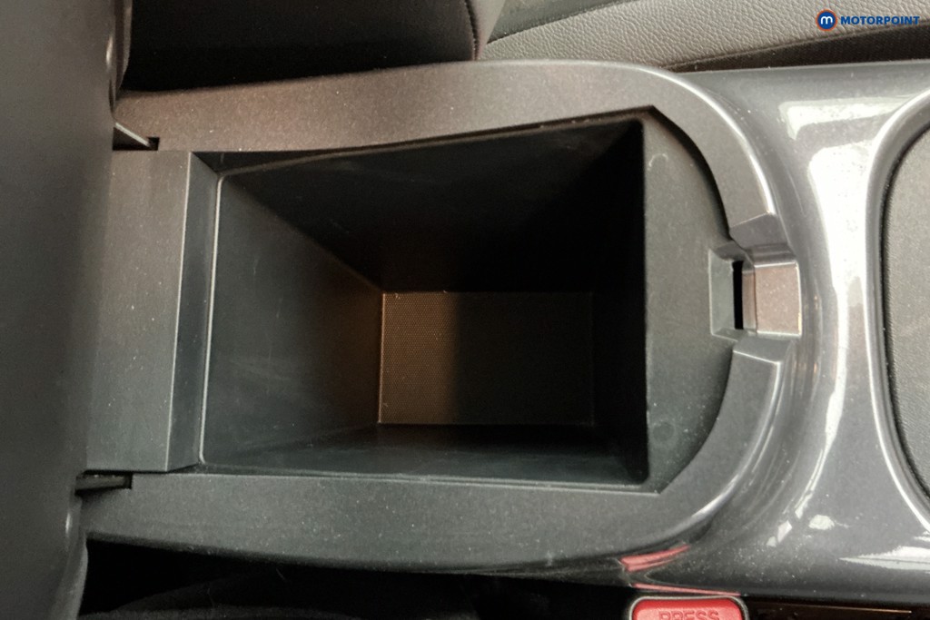 Nissan Juke N-Connecta Automatic Petrol SUV - Stock Number (1681239) - 14th supplementary image
