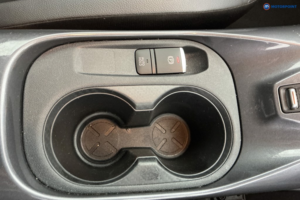 Nissan Juke N-Connecta Automatic Petrol SUV - Stock Number (1681239) - 15th supplementary image