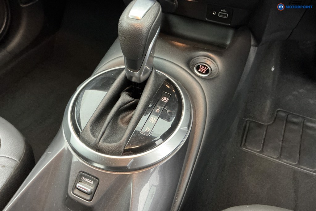 Nissan Juke N-Connecta Automatic Petrol SUV - Stock Number (1681239) - 16th supplementary image