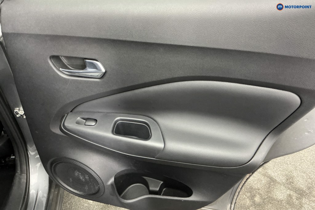 Nissan Juke N-Connecta Automatic Petrol SUV - Stock Number (1681239) - 27th supplementary image