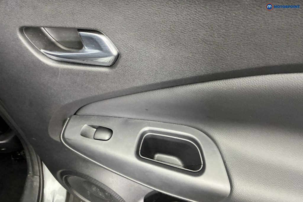 Nissan Juke N-Connecta Automatic Petrol SUV - Stock Number (1681239) - 28th supplementary image
