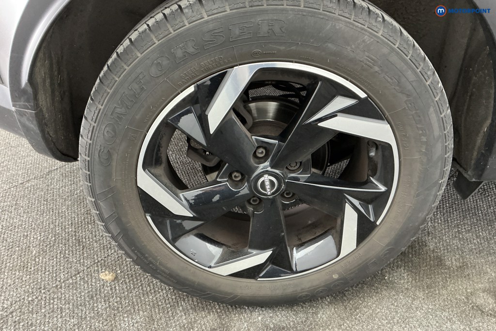 Nissan Juke N-Connecta Automatic Petrol SUV - Stock Number (1681239) - 34th supplementary image