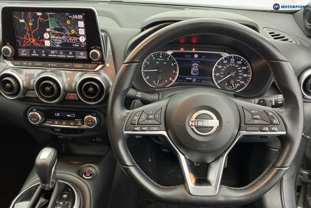 Nissan Juke N-Connecta Automatic Petrol SUV - Stock Number (1681239) - 1st supplementary image