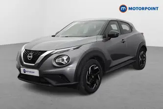 Nissan Juke N-Connecta Automatic Petrol SUV - Stock Number (1681239) - Passenger side front corner