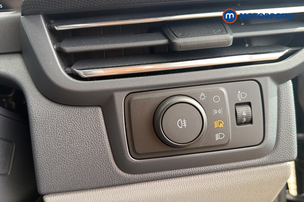 Ford Transit Custom Limited Automatic Electric Panel Van - Stock Number (1681261) - 11th supplementary image