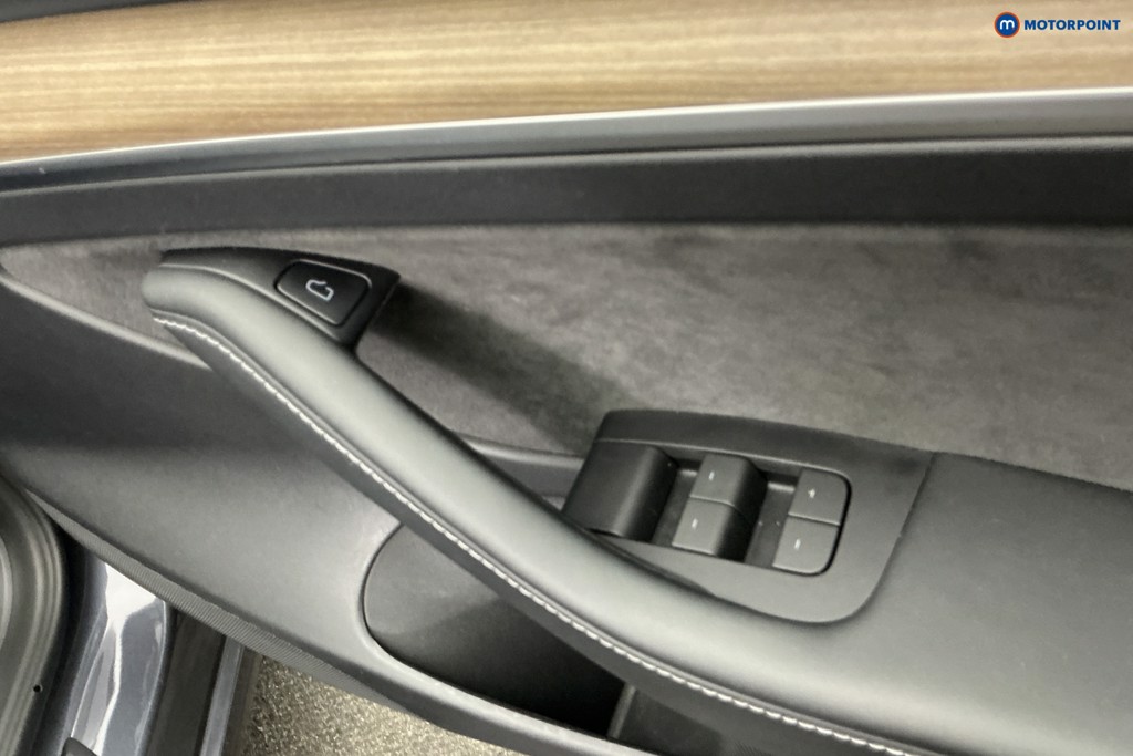 Tesla Model 3 Rwd 4Dr Auto Automatic Electric Saloon - Stock Number (1681309) - 26th supplementary image