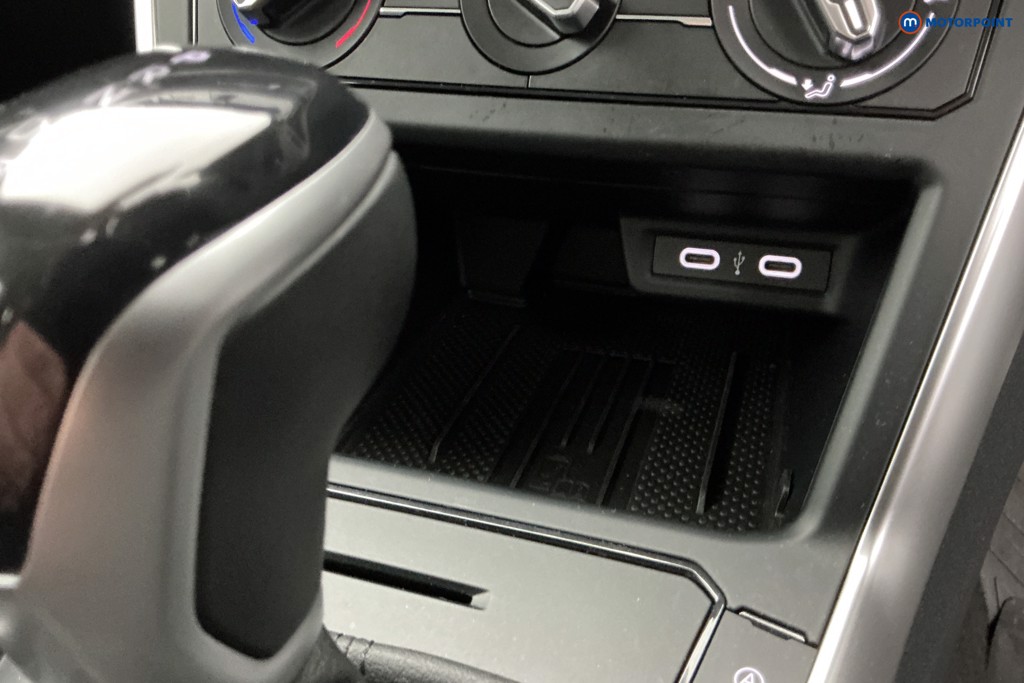 Volkswagen Polo Life Automatic Petrol Hatchback - Stock Number (1681356) - 16th supplementary image