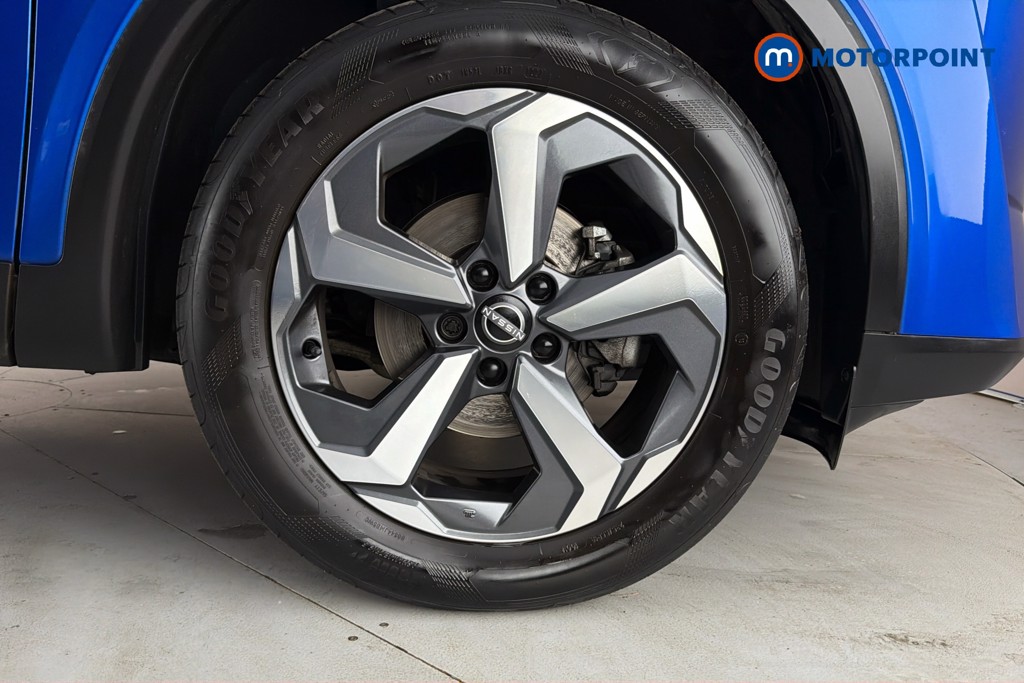 Nissan Qashqai N-Connecta Manual Petrol SUV - Stock Number (1681362) - 50th supplementary image