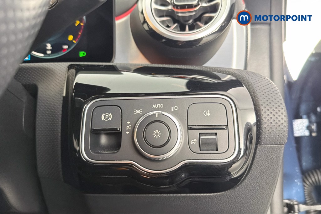 Mercedes-Benz CLA Amg Line Automatic Petrol Coupe - Stock Number (1681507) - 18th supplementary image