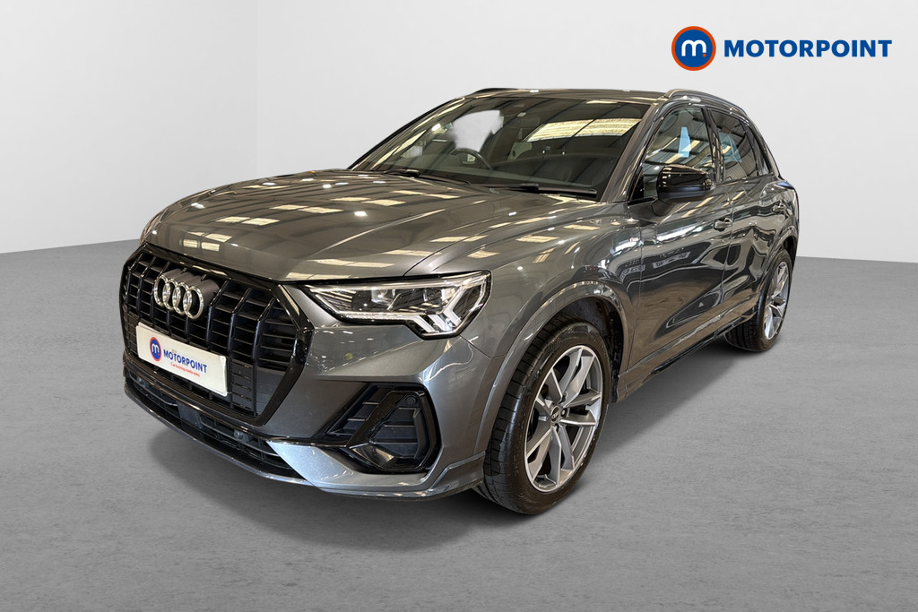 Audi Q3 Black Edition Manual Petrol SUV - Stock Number (1681618) - Passenger side front corner