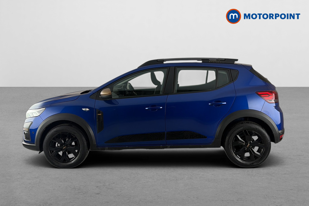 Dacia Sandero Stepway Extreme Automatic Petrol Hatchback - Stock Number (1681657) - Drivers side