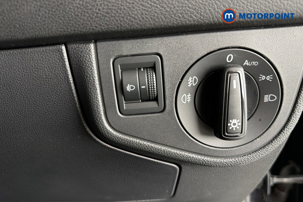 Volkswagen Polo R-Line Automatic Petrol Hatchback - Stock Number (1681690) - 11th supplementary image